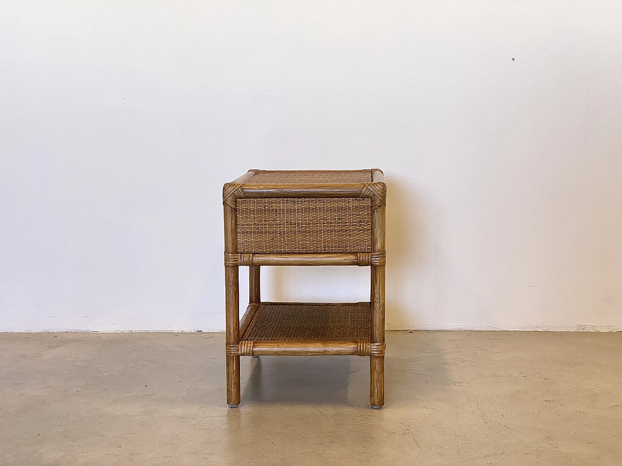 Pair of bedside tables in wicker and bamboo, 1970s 7