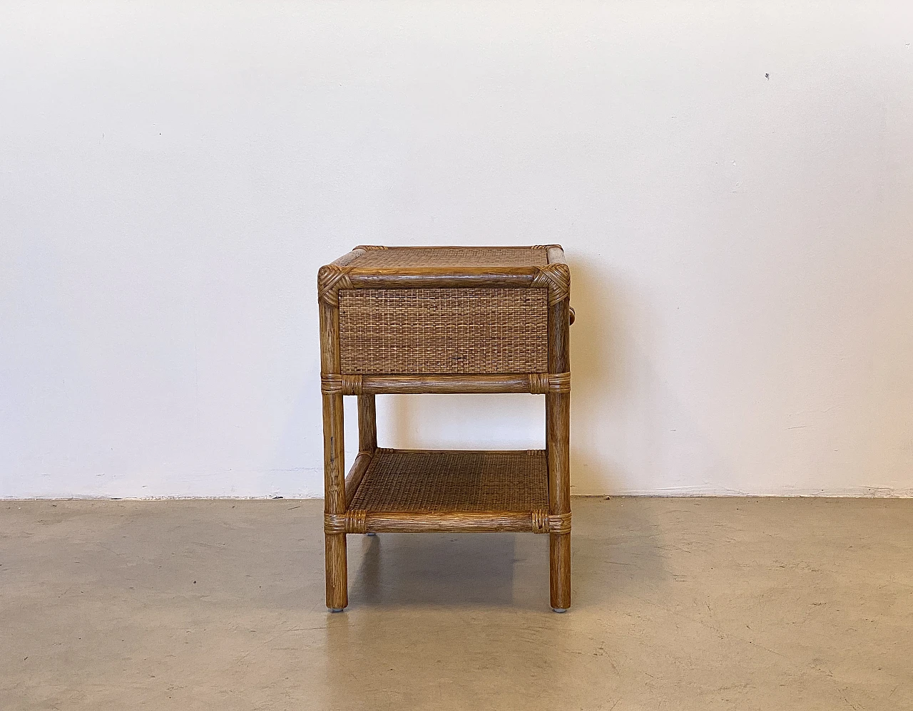 Pair of bedside tables in wicker and bamboo, 1970s 10