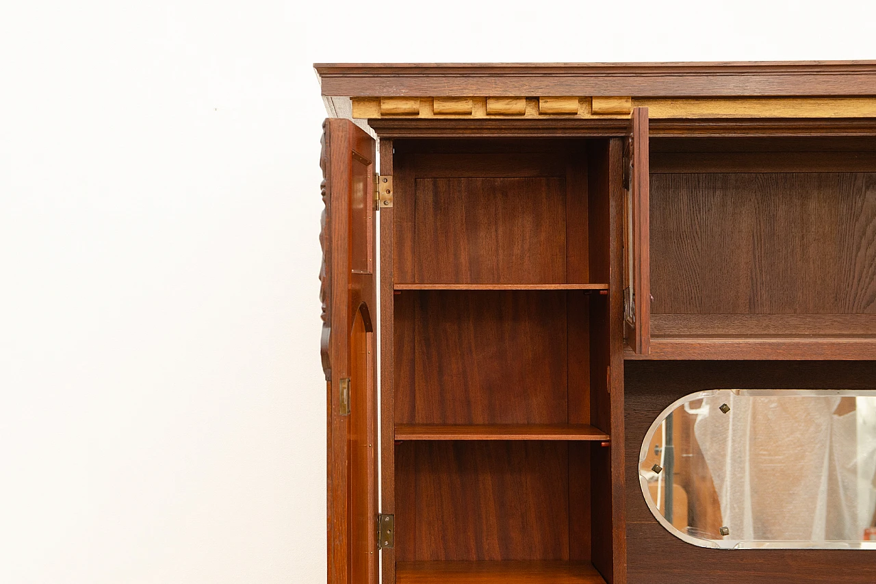 Credenza Art Nouveau austro-ungherese in rovere e ottone, anni '10 15