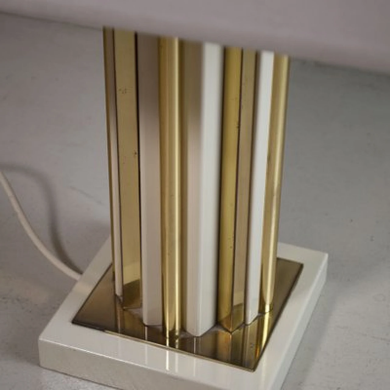 Brass and lacquered metal table lamp by Romeo Rega, 1960s 2