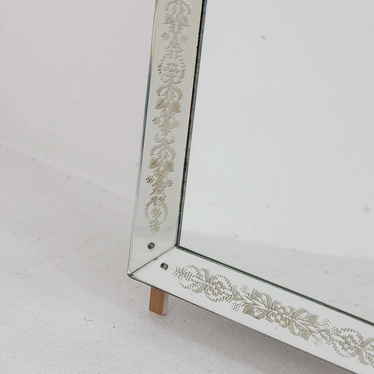 Venetian worked and engraved glass mirror, 1940s 6