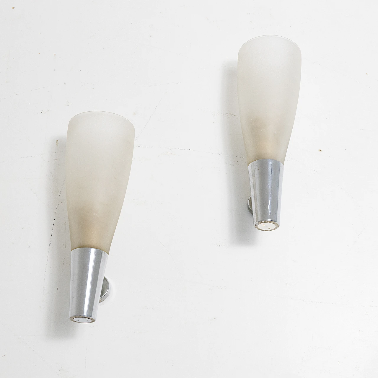 Pair of wall lights by Pietro Chiesa for Fontana Arte, 1940s 3