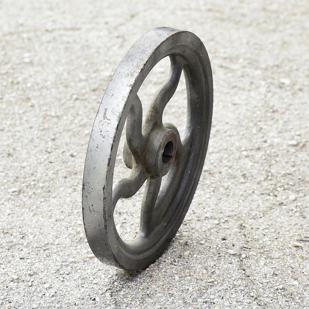 Metal mechanism wheel, early 20th century 6