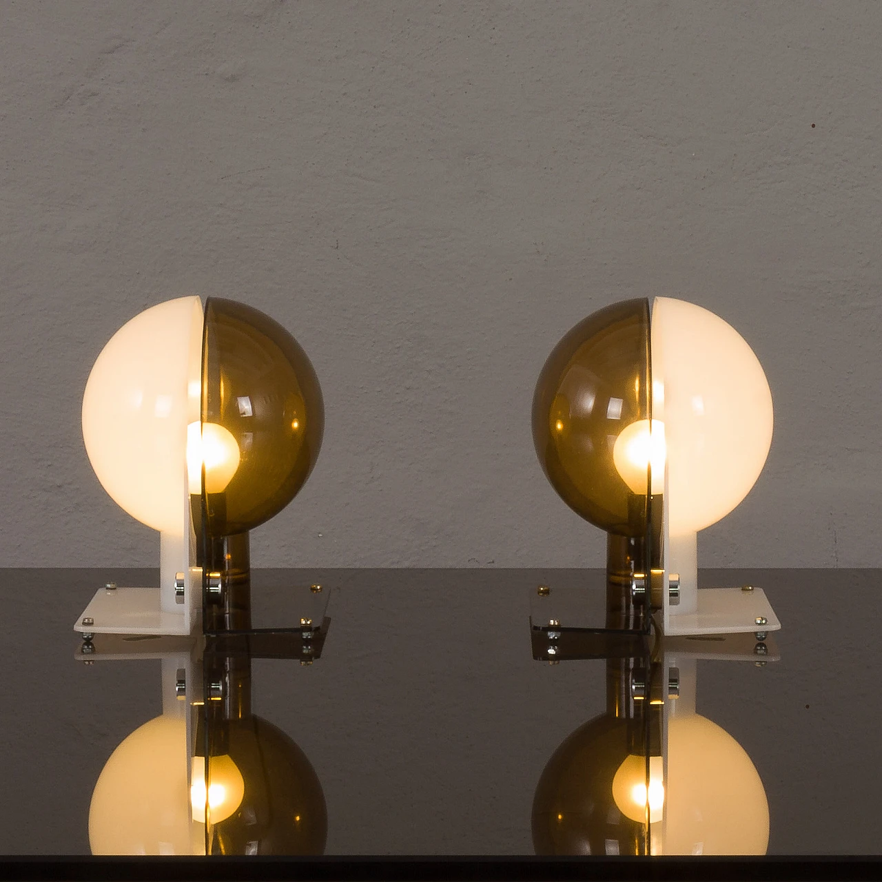 Pair of Sirio lamps by Lampa and Brazzoli for Guzzini, 1970s 7