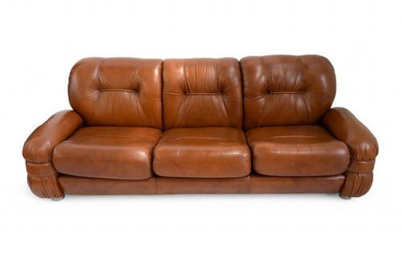 Three-seater sofa in brown leather, 1970s 1