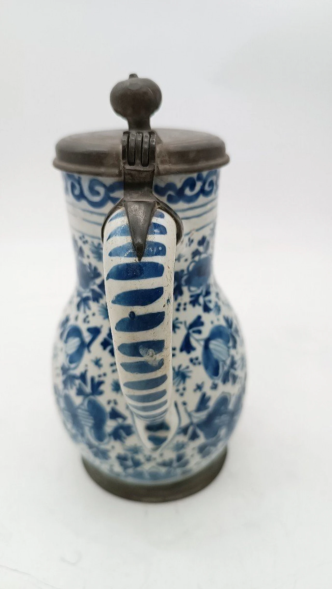 Blue and white Delft ceramic beer mug, 1733 8