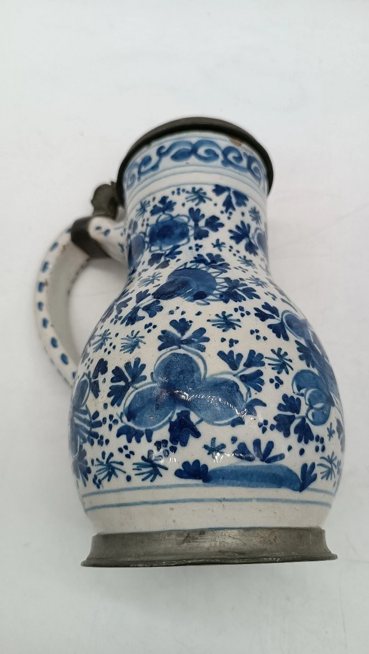 Blue and white Delft ceramic beer mug, 1733 9