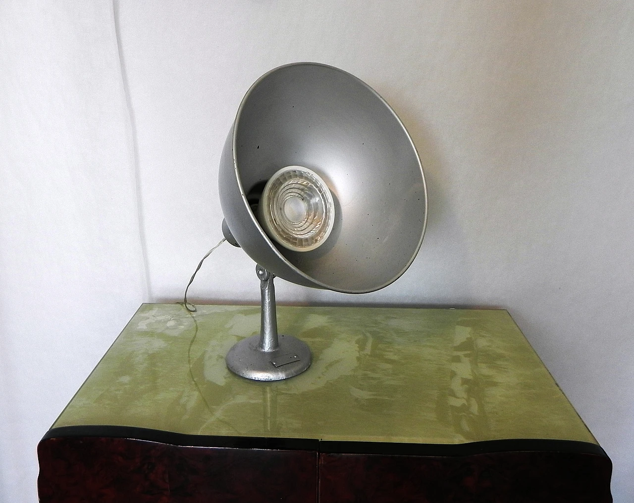 Industrial aluminium and cast iron spotlight, 1950s 8