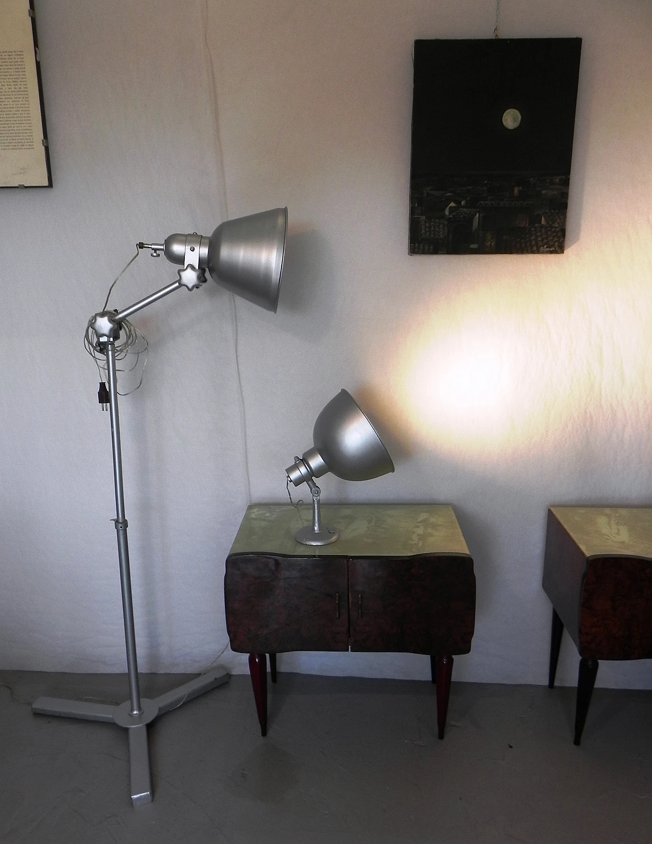 Industrial aluminium and cast iron spotlight, 1950s 17