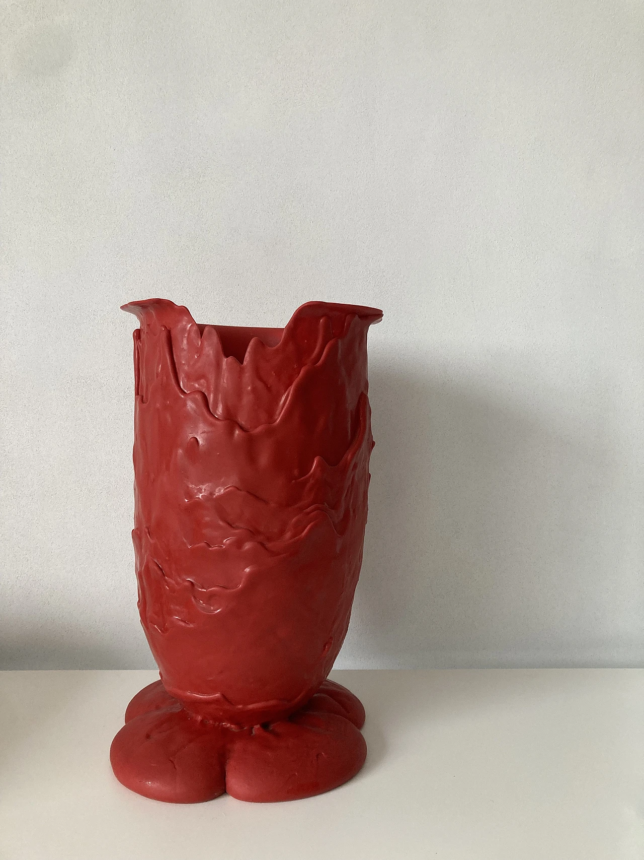 Amazonia XXL resin vase by Gaetano Pesce for Fish Design, 2004 1