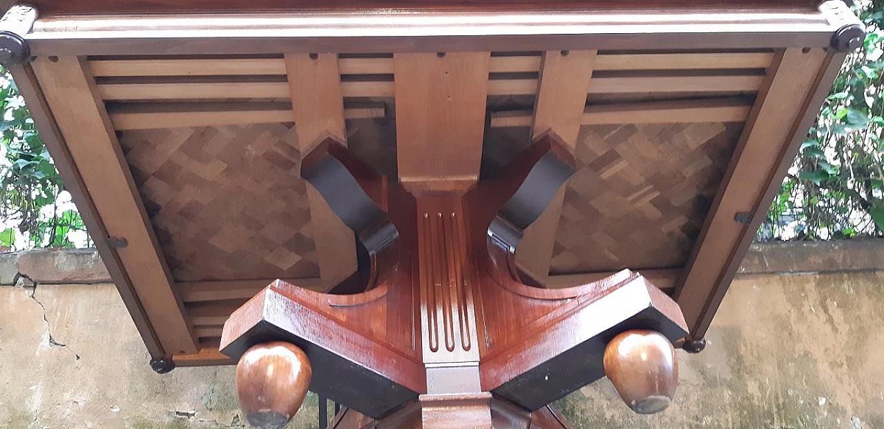 Viennese mahogany extendable table, second half of the 19th century 3