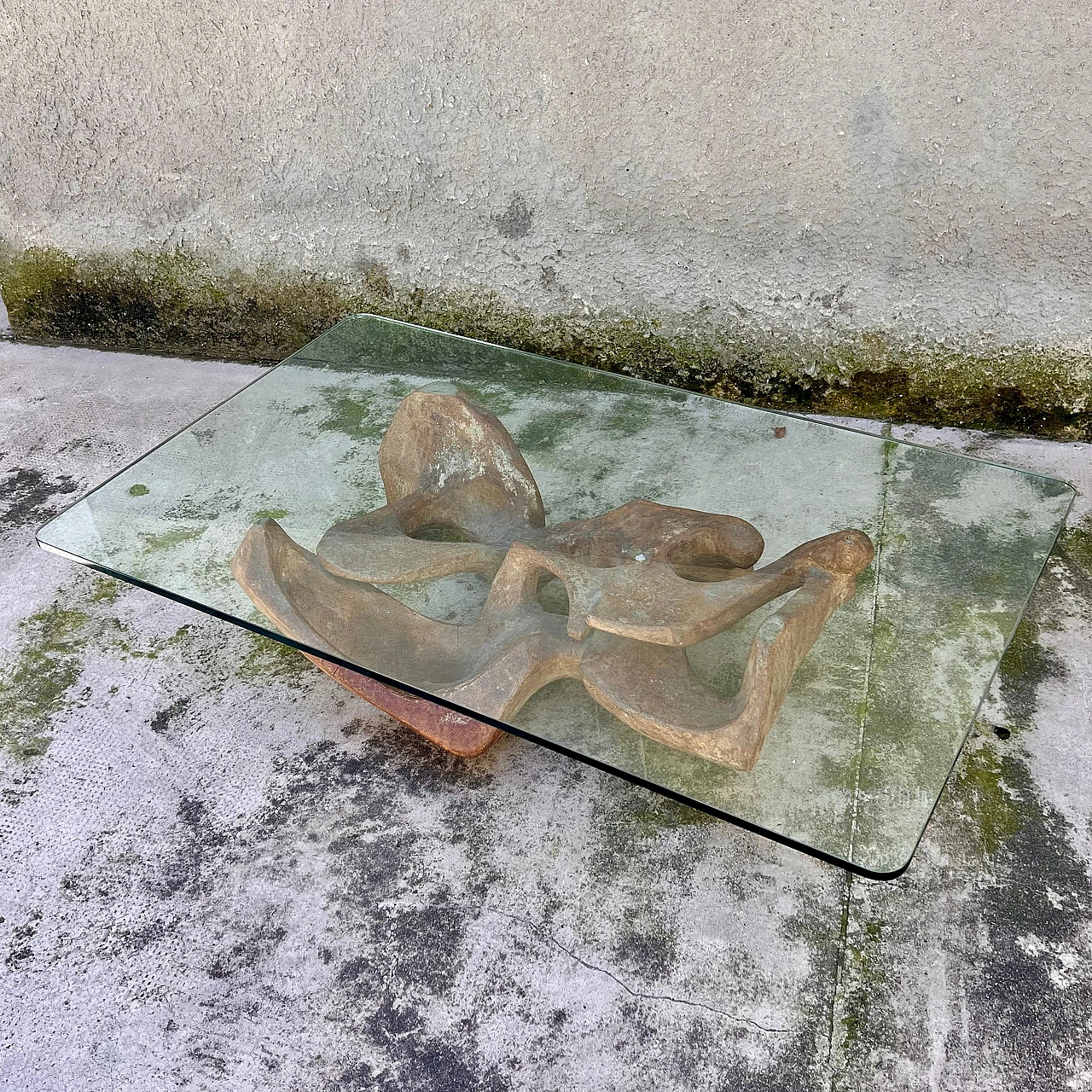 Concrete and glass coffee table in the style of Henry Moore, 1950s 2