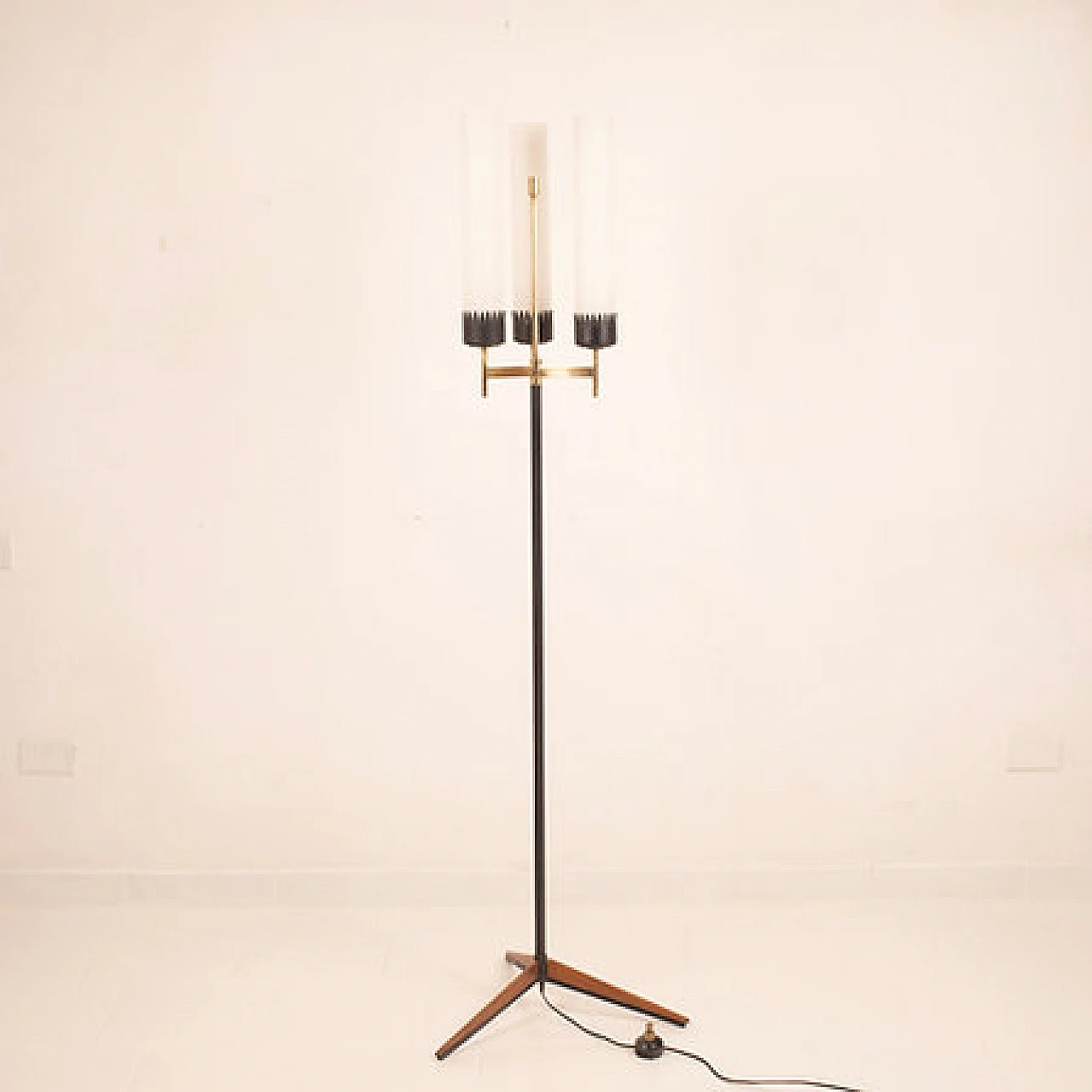 Wood, metal and glass floor lamp by Stilnovo, 1950s 10