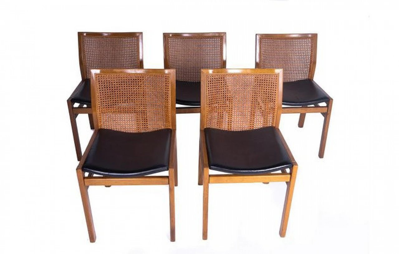 5 Chairs in walnut, leather seat and straw from Molteni&C, 1970s 3