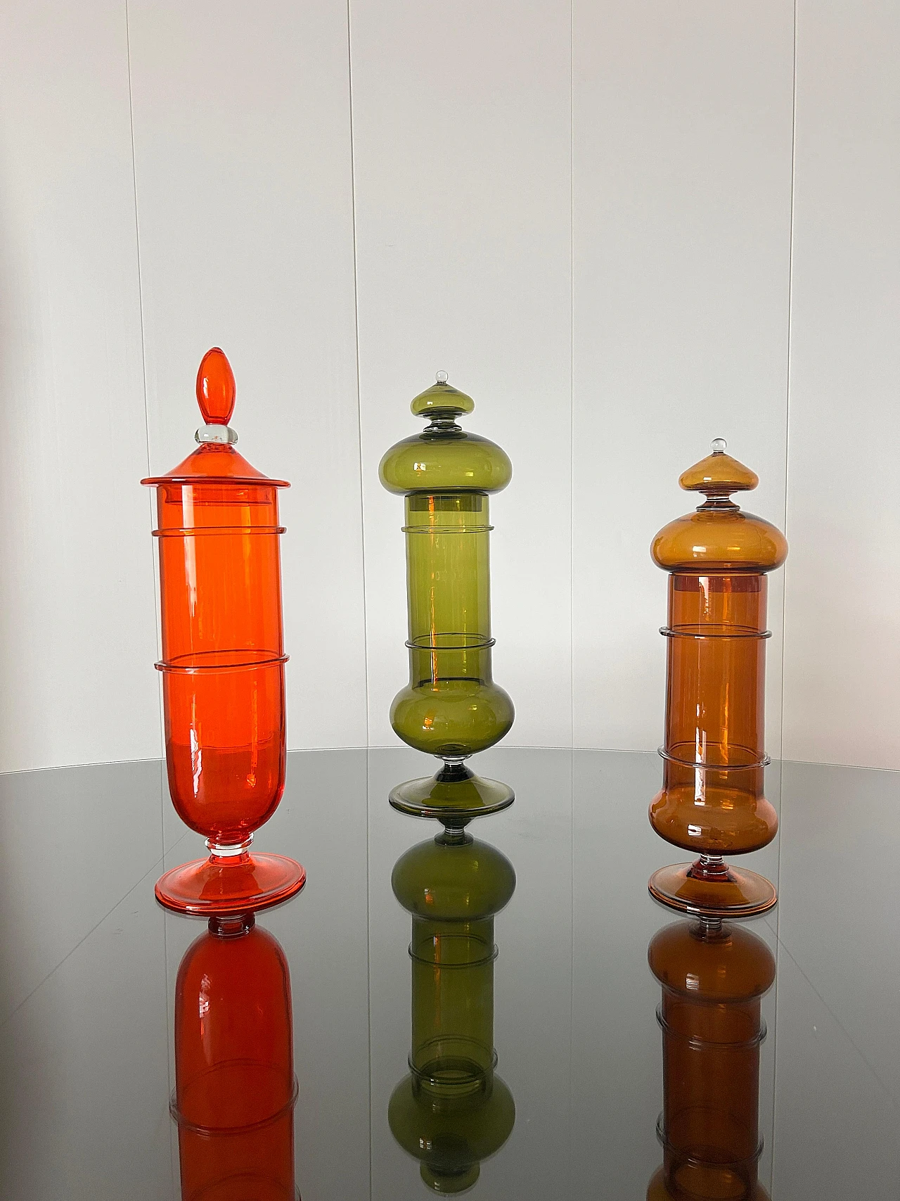 3 Lidded coloured Murano glass vases, 1960s 4