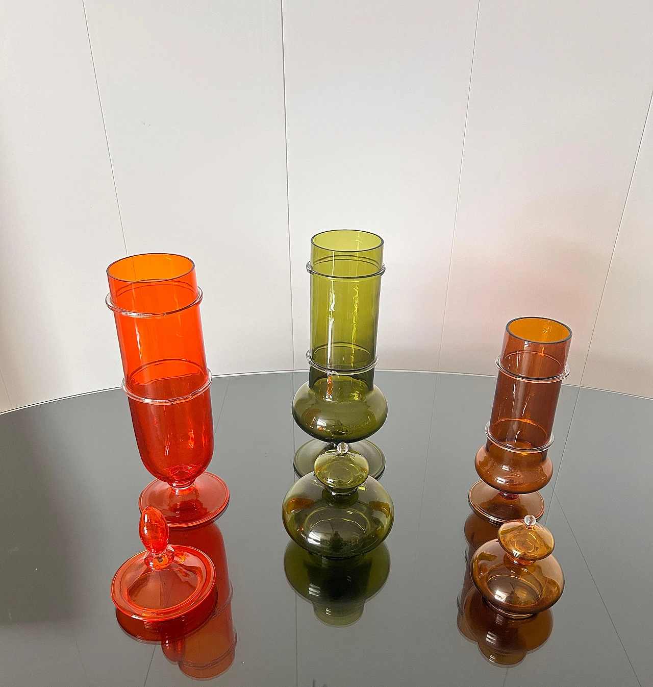 3 Lidded coloured Murano glass vases, 1960s 16