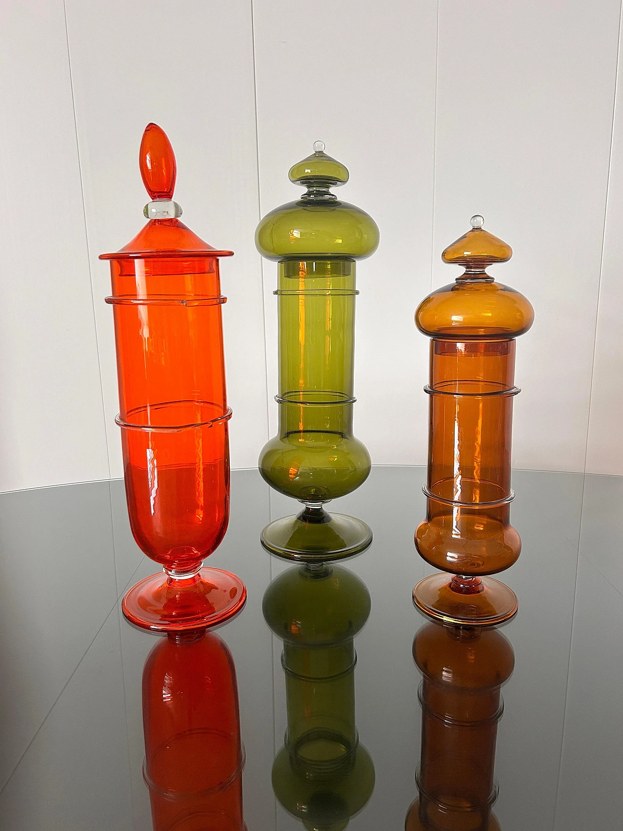 3 Lidded coloured Murano glass vases, 1960s 19