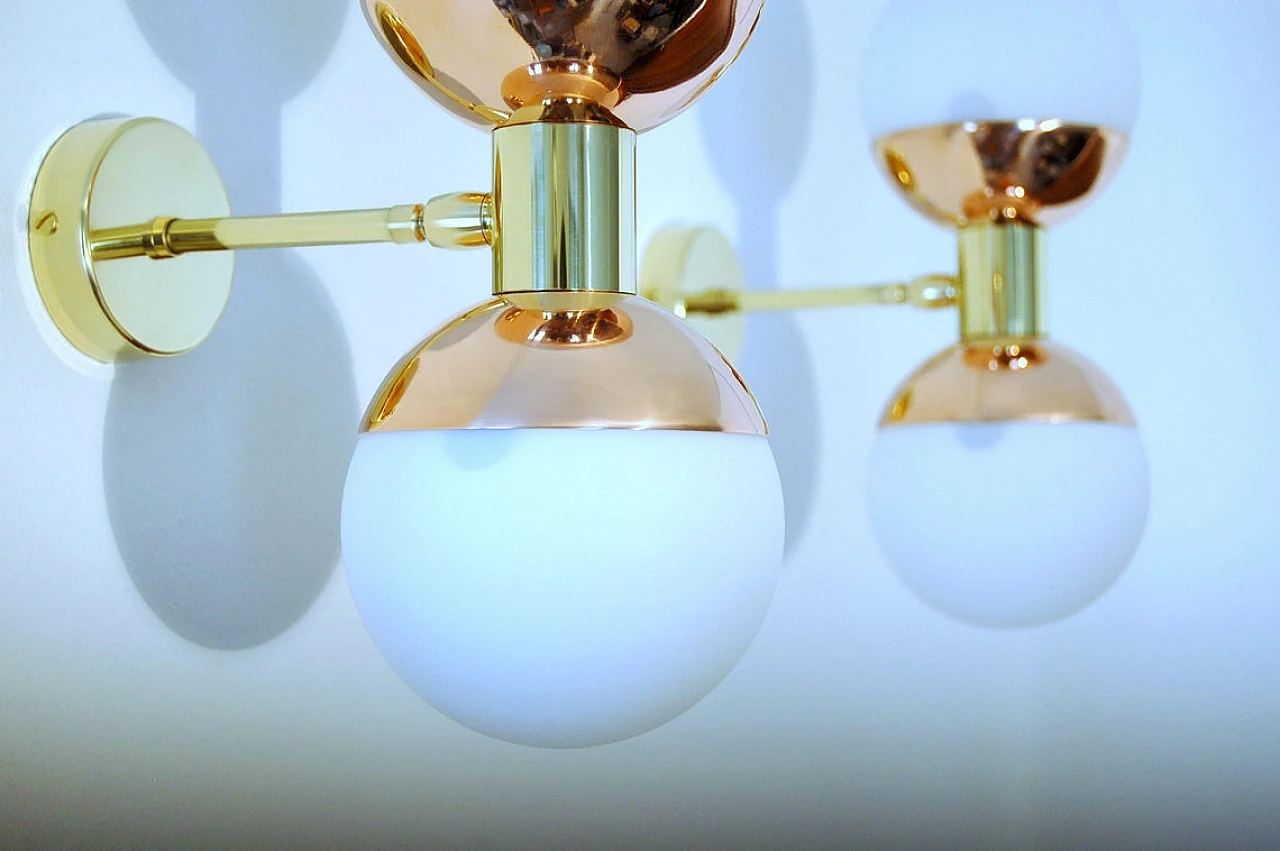Brass and copper wall light with double opaline glass sphere 8