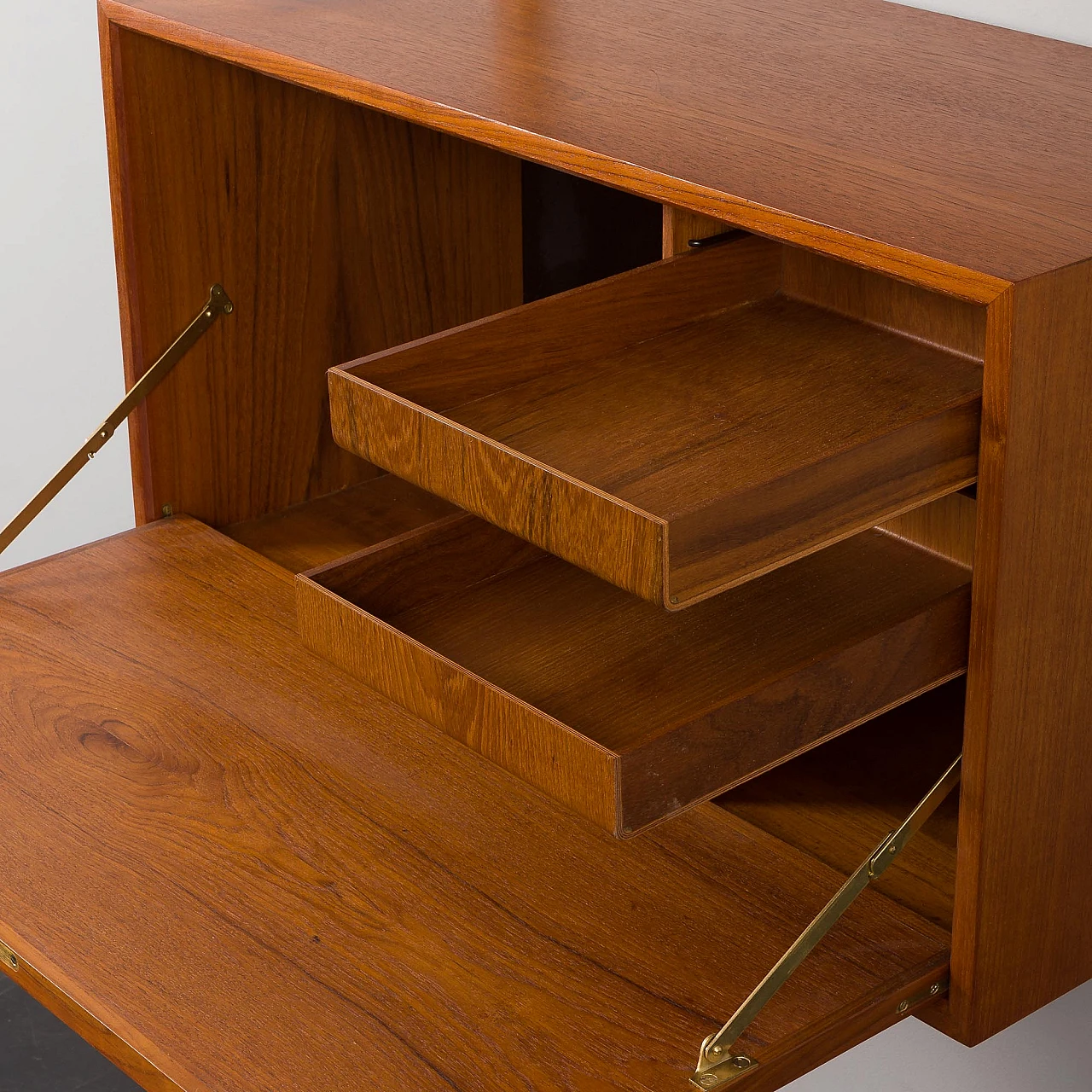 Hanging bookcase with writing desk by Poul Cadovius for Cado, 1960s 12