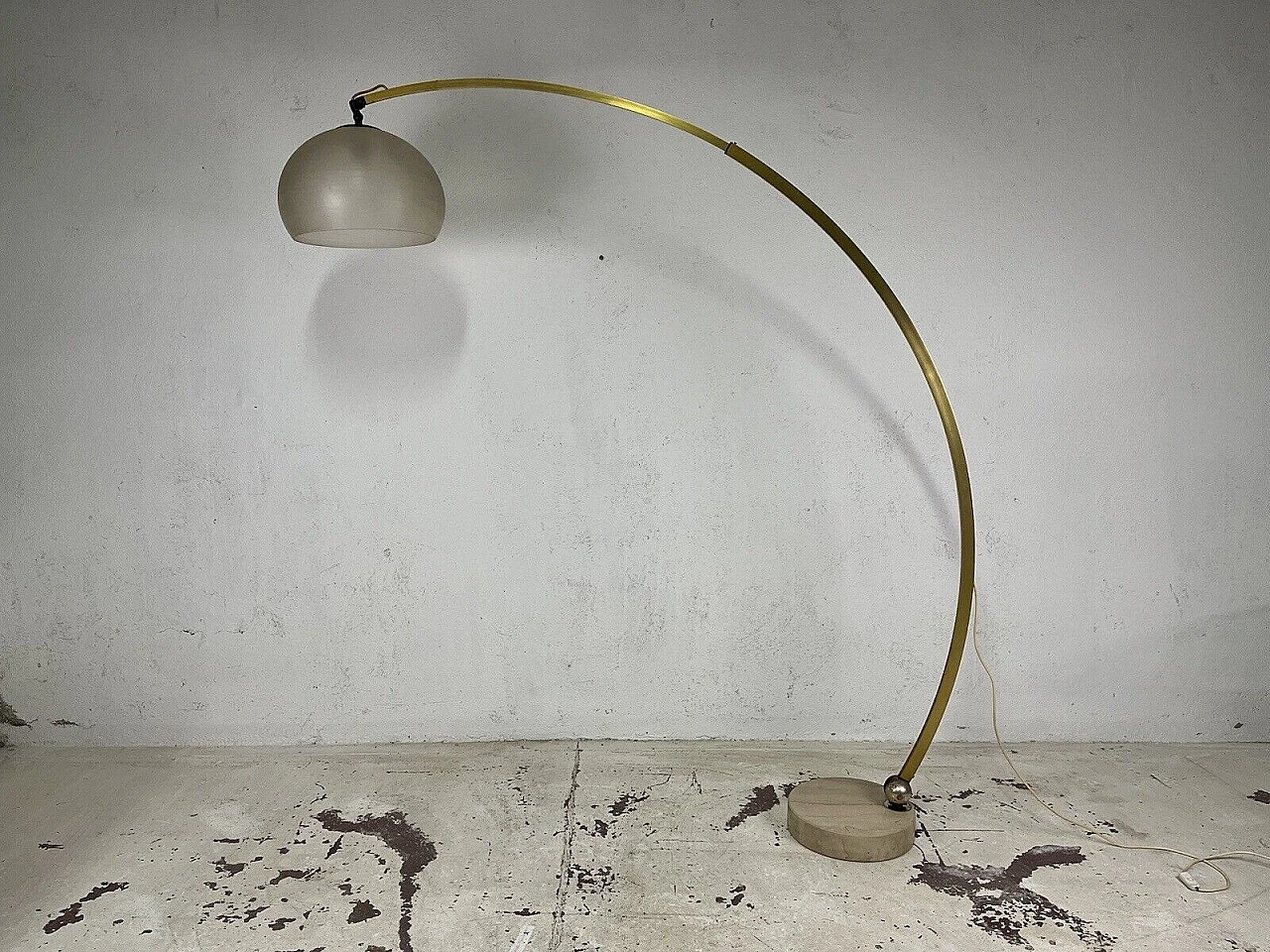 Aluminum, plastic and marble arc lamp by Guzzini, 1960s 1