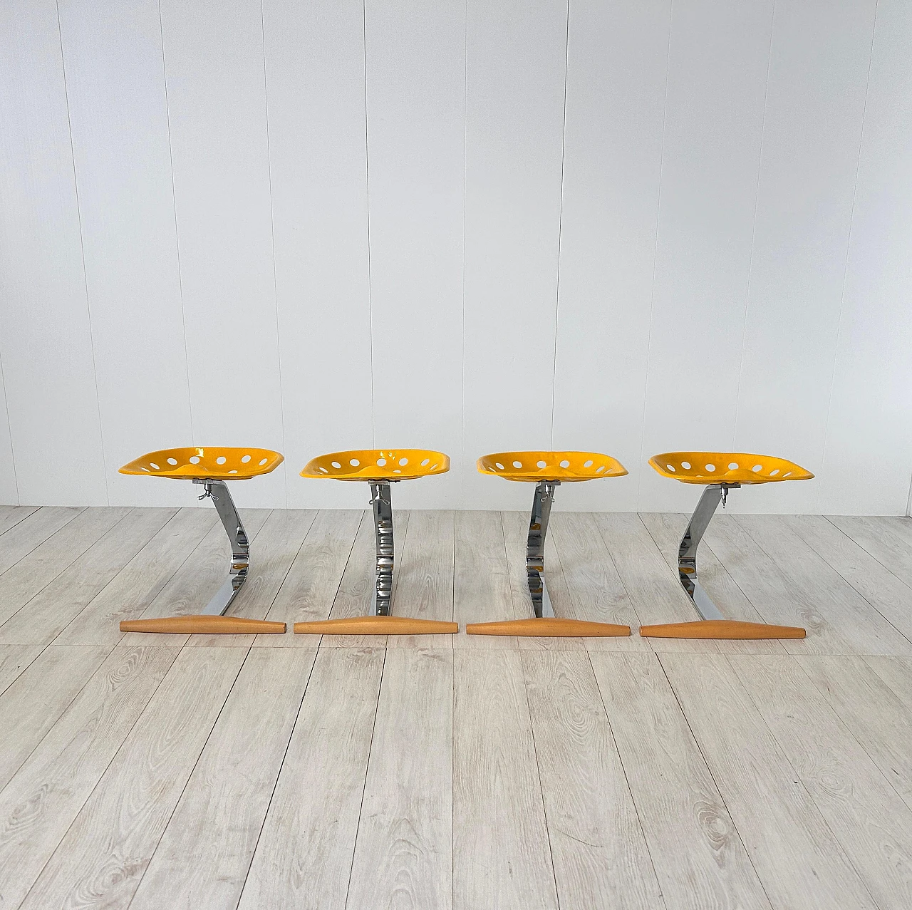 4 Mezzadro stools by Fratelli Castiglioni for Zanotta, 1970s 11