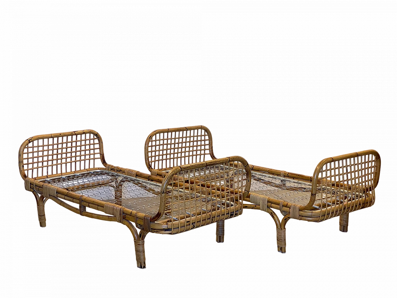 Pair of bamboo daybeds in the style of Tito Agnoli, 1970s 17