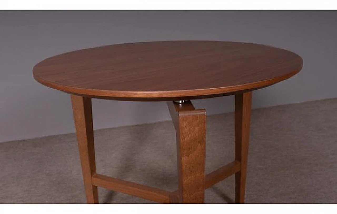 Walnut coffee table with round top, 1980s 3