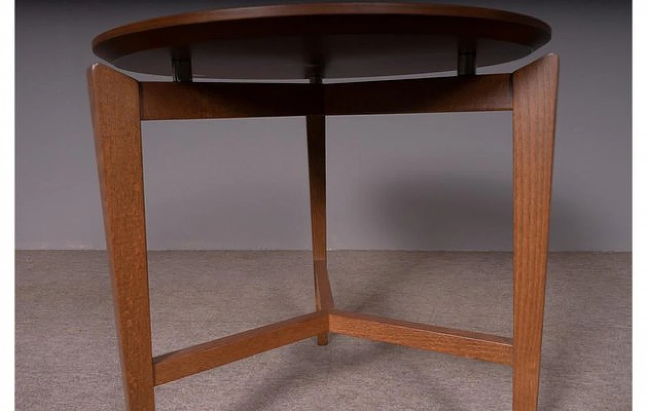 Walnut coffee table with round top, 1980s 4