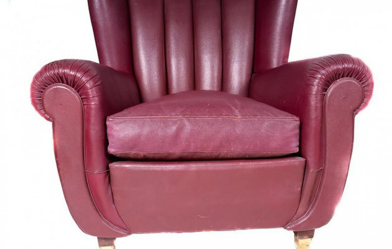 Pair of Savina armchairs in burgundy leather by Poltrona Frau, 1960s 3