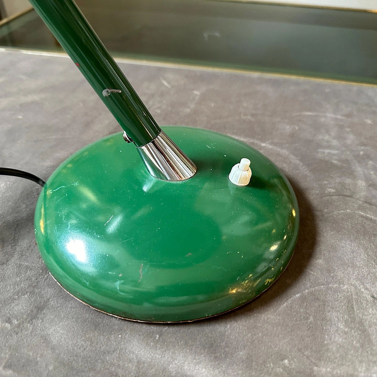 Green varnished metal table lamp, 1960s 4