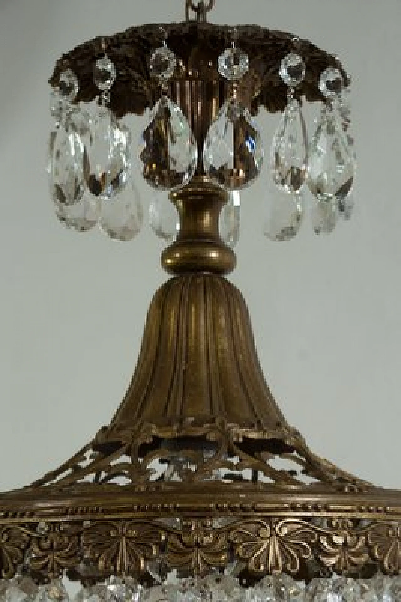 Lampadario Art Déco in ottone con gocce in vetro, anni '40 7