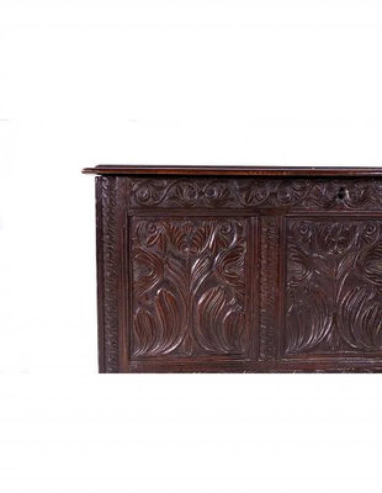 Renaissance style walnut chest, 1920s 5