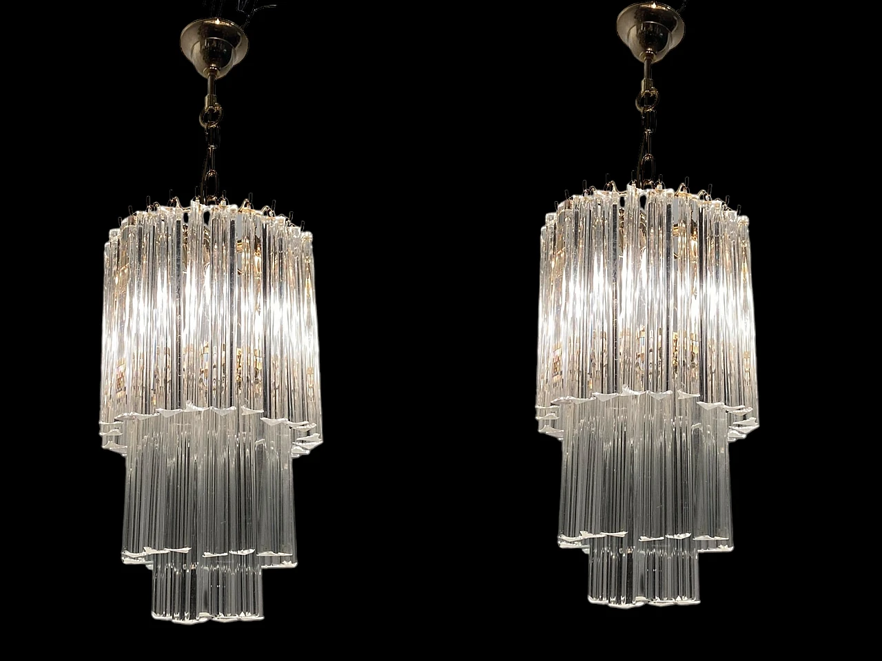 Pair of Triedri chandeliers by Paolo Venini, 1960s 14