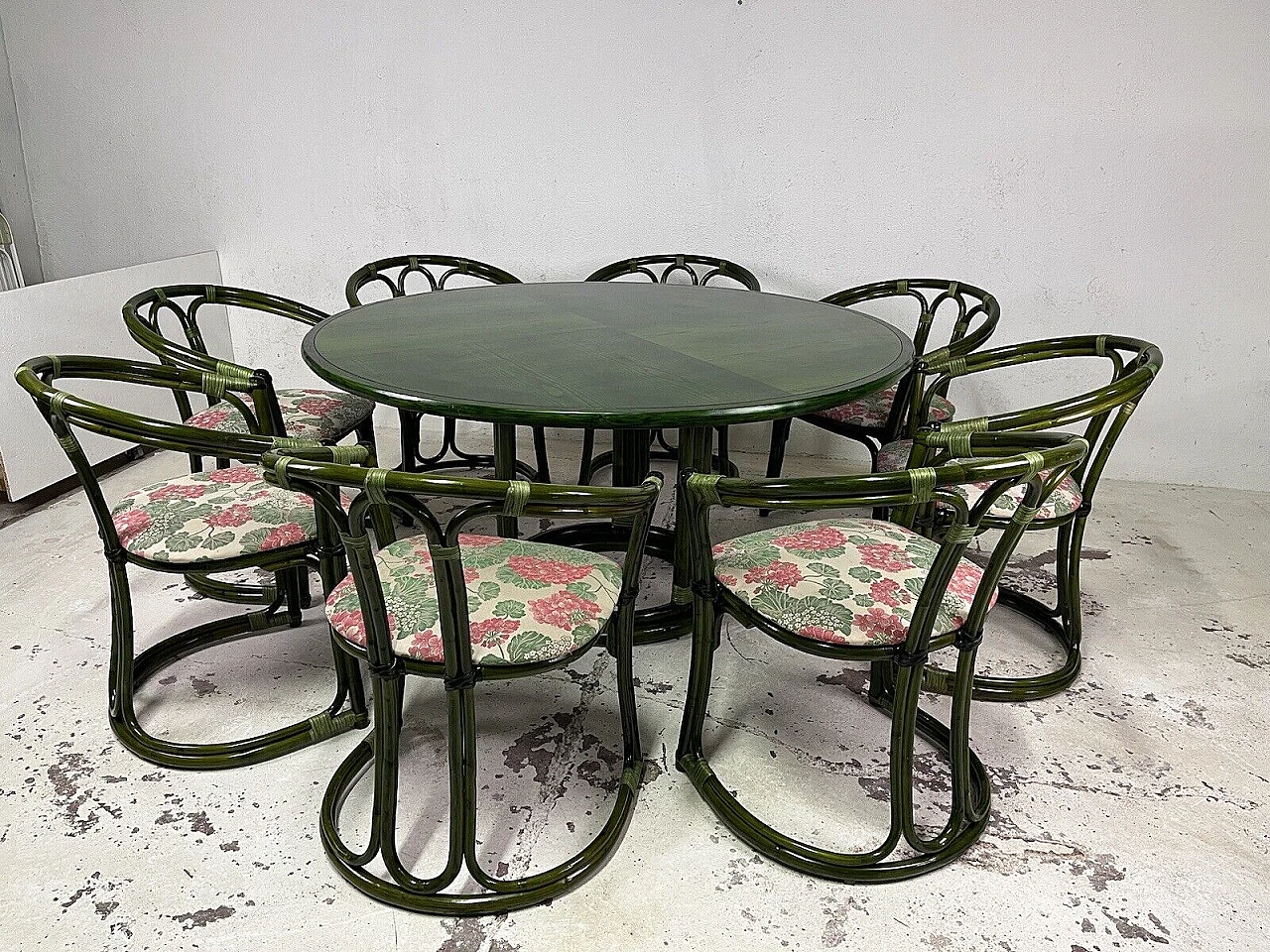 8 Chairs and table in bamboo, wicker and green-stained wood, 1970s 3