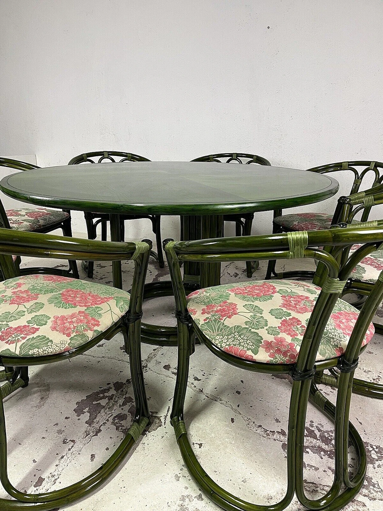 8 Chairs and table in bamboo, wicker and green-stained wood, 1970s 5