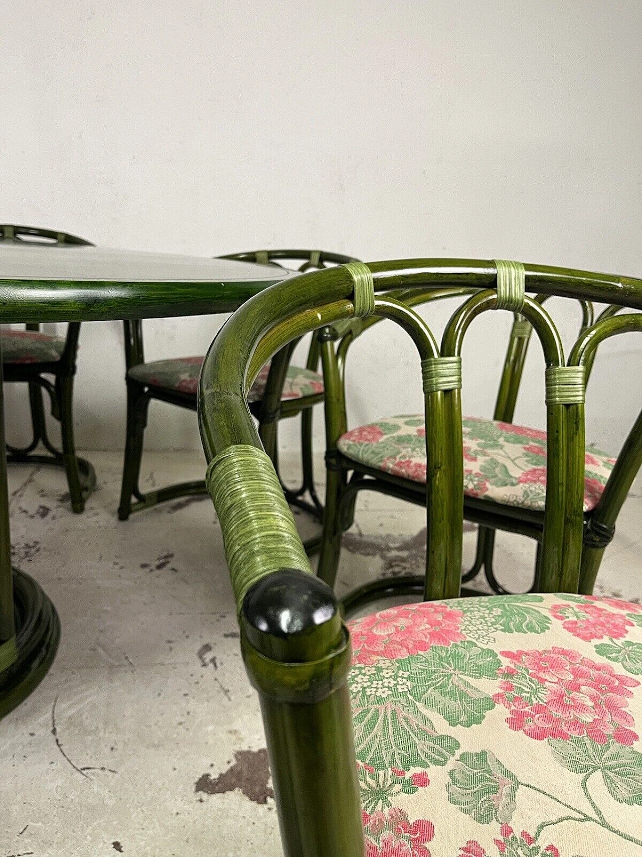 8 Chairs and table in bamboo, wicker and green-stained wood, 1970s 10