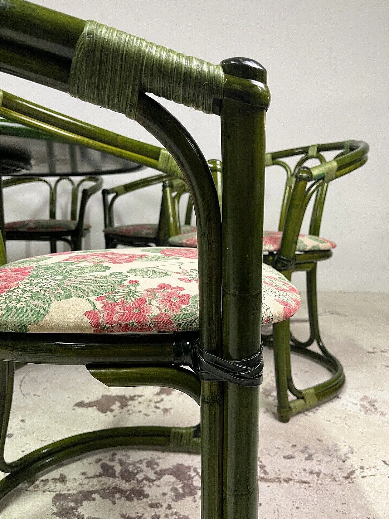 8 Chairs and table in bamboo, wicker and green-stained wood, 1970s 12