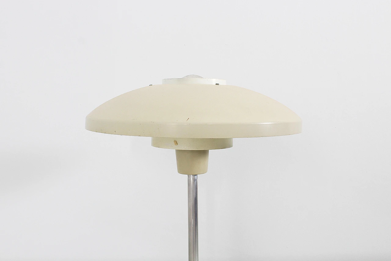 Lacquered aluminum 8022 table lamp by Stilnovo, 1950s 5