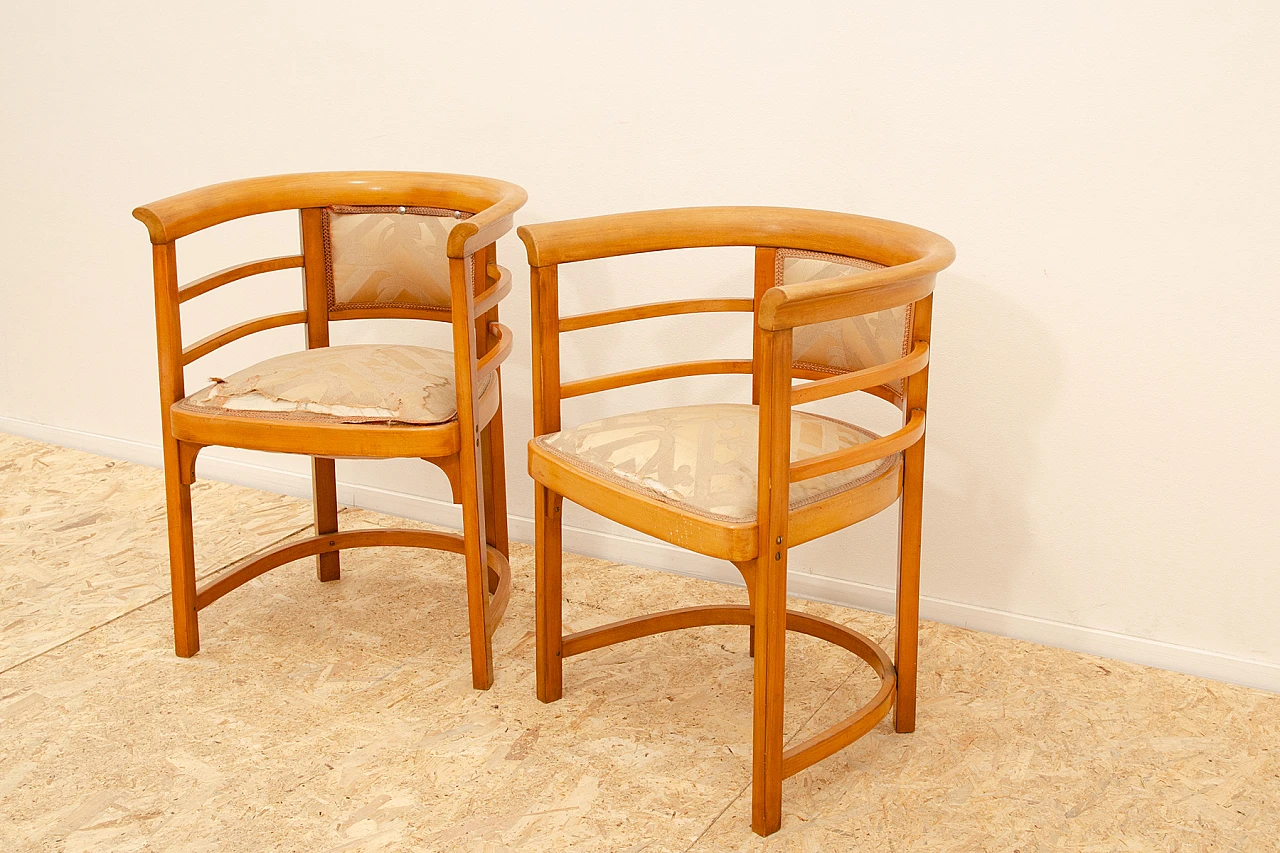 Pair of bent beech armchairs in the style of Hoffmann, 1920s 5