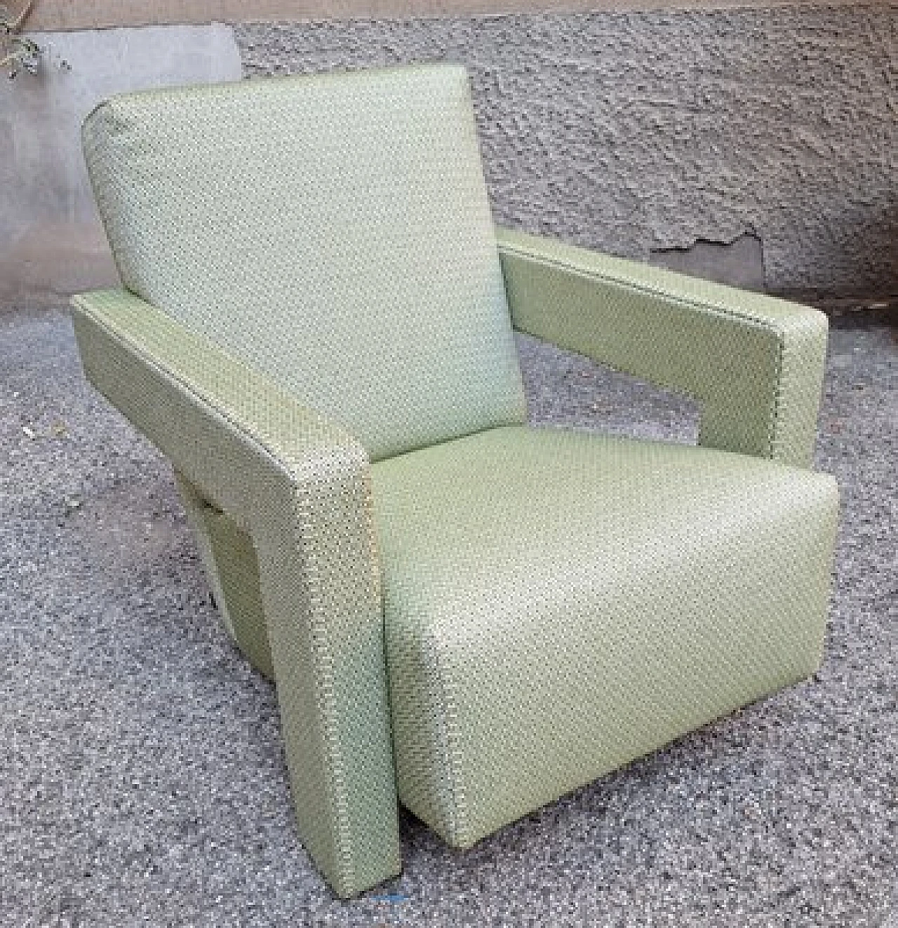 Poltrona in tessuto verde e bianco di Gerrit Rietveld per Cassina 2