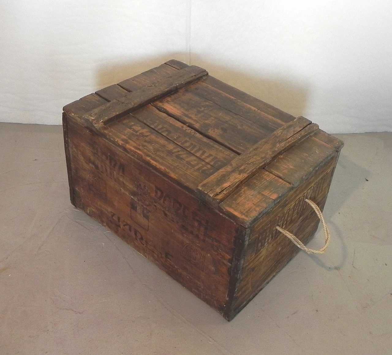 Poretti beer trunk in solid oak wood, 1912 7