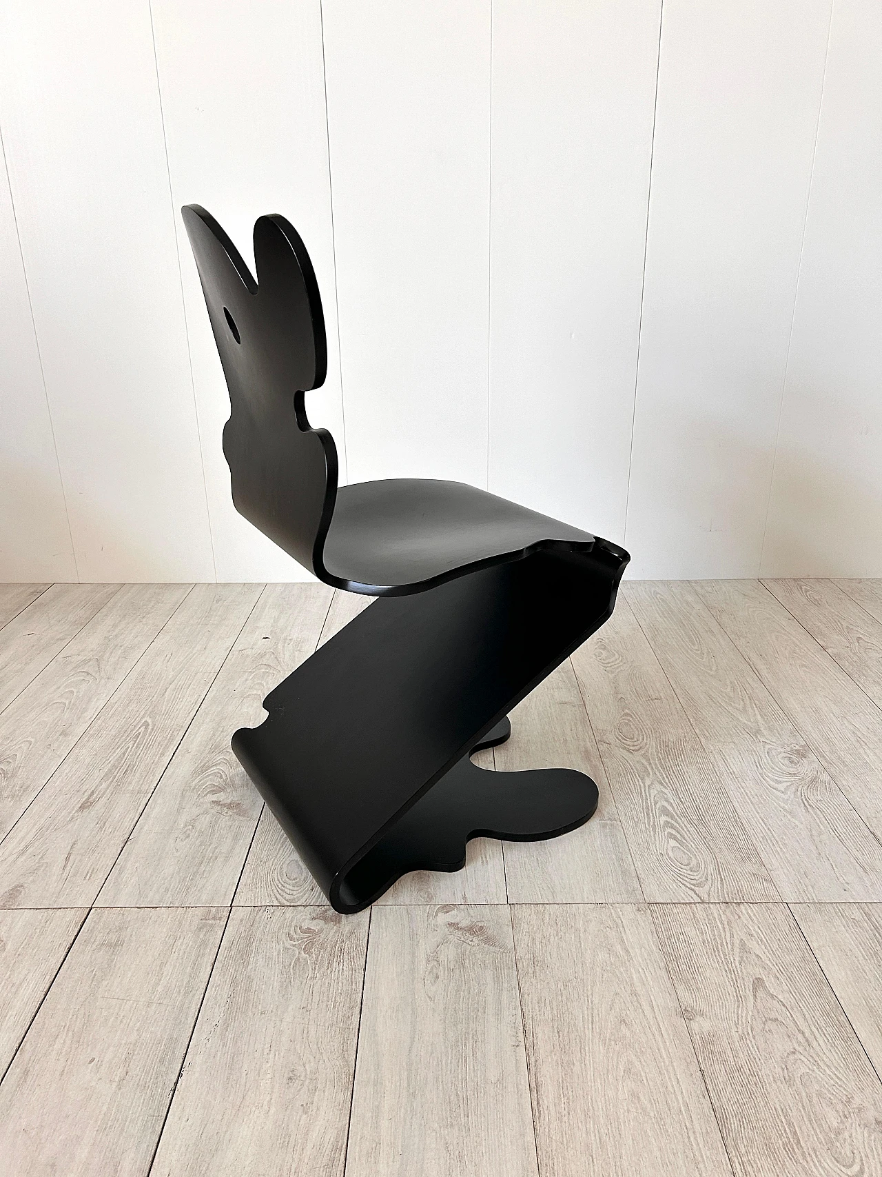 Black Pantonic 5000 chair by Panton for Studio Hag, 1992 7