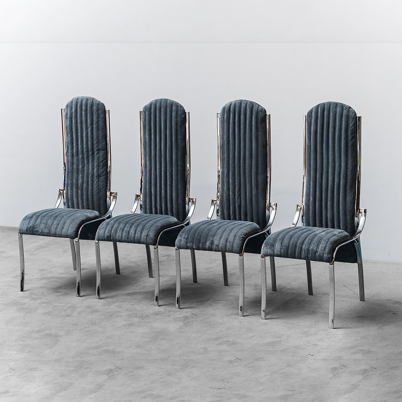 4 Chairs in metal and velvet, 1970s 1