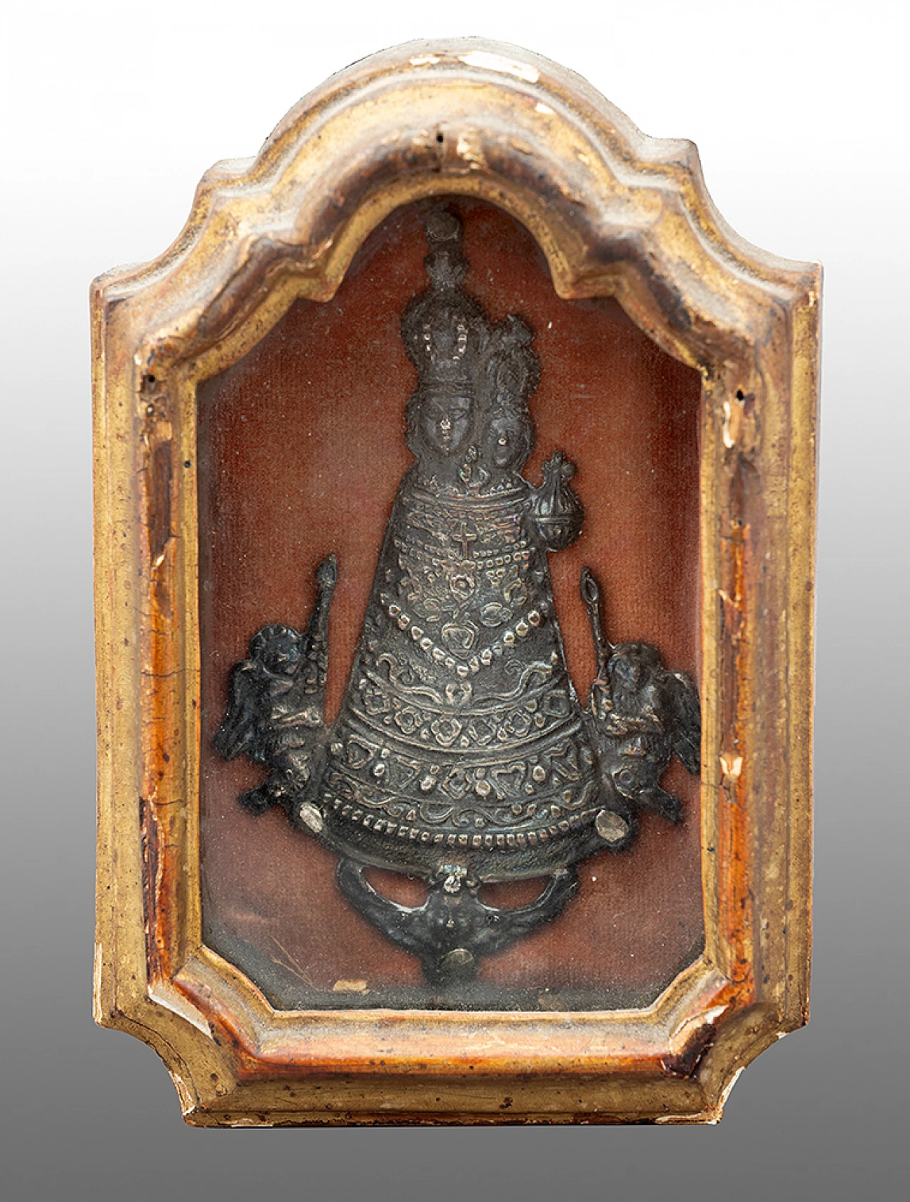 Neapolitan silver relic with shrine, 18th century 1