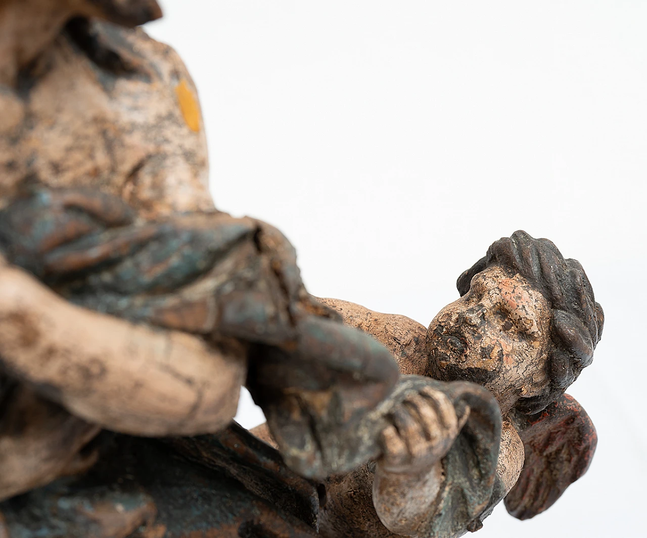 Polychrome wooden sculpture depicting Christ with putto, 17th century 5