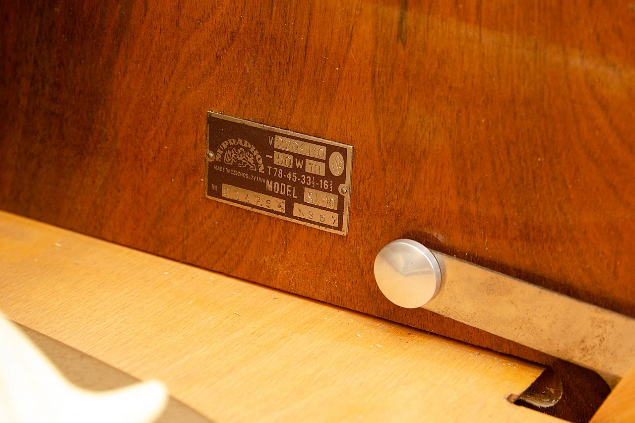 Czechoslovakian walnut cabinet with record player and radio, 1950s 13