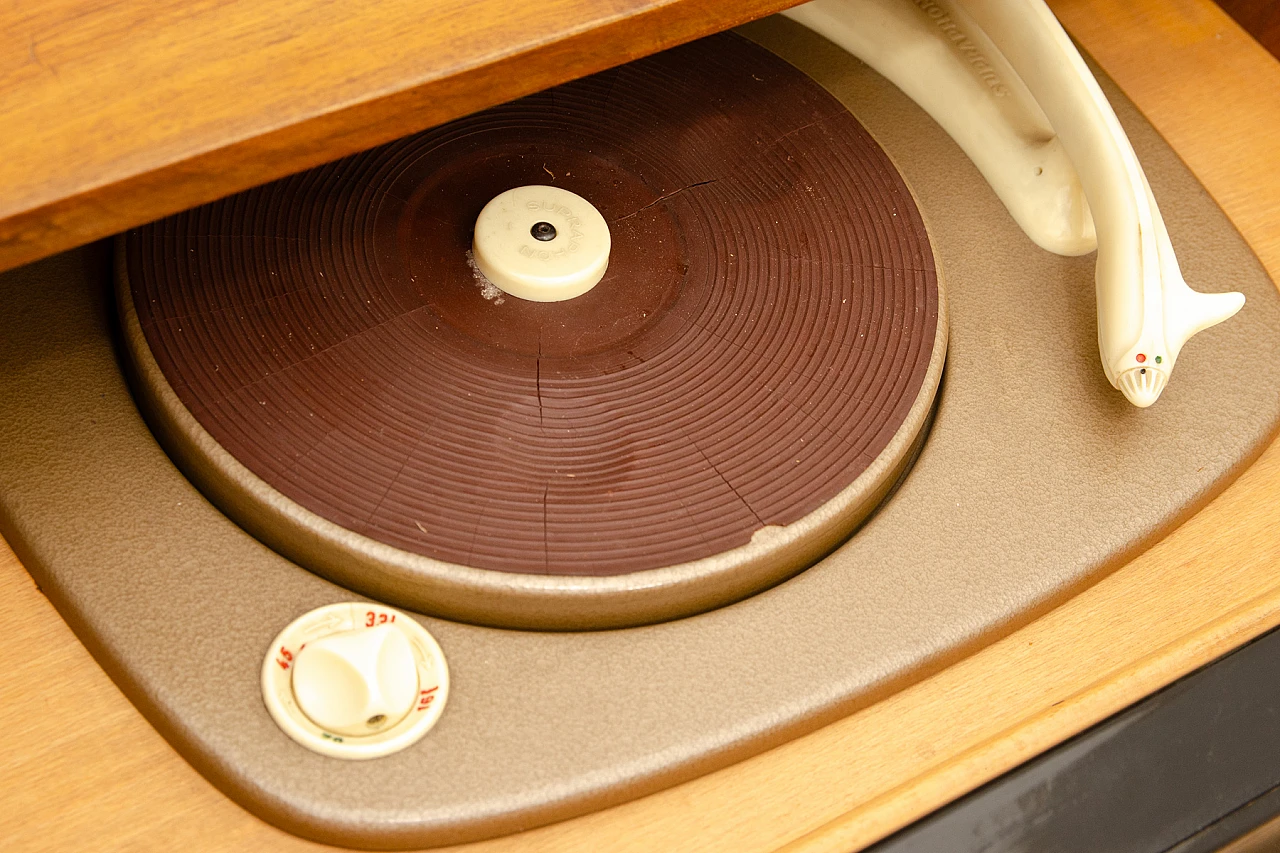 Czechoslovakian walnut cabinet with record player and radio, 1950s 15