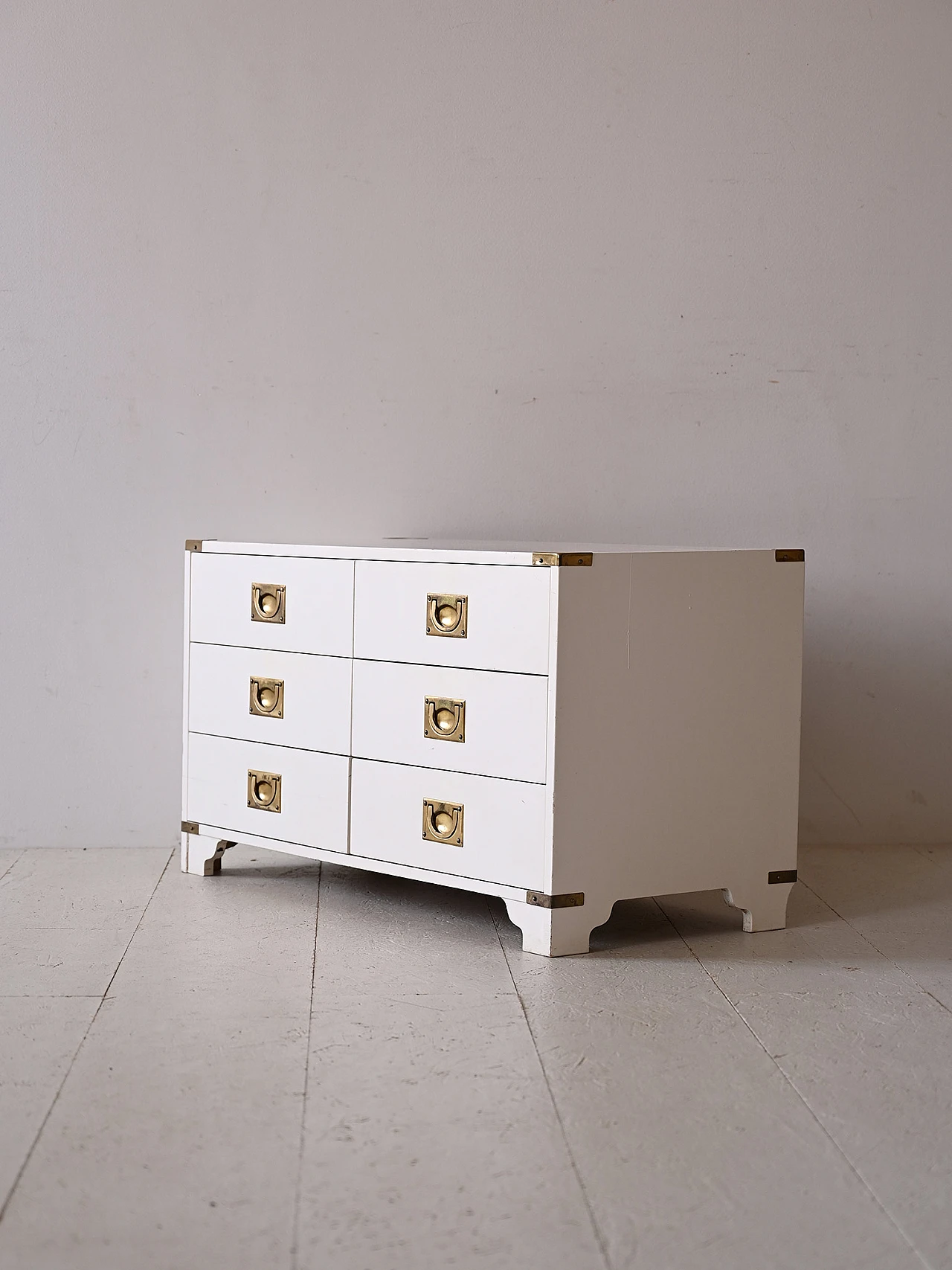 White-stained wood and gilded metal chest of drawers, 1960s 4