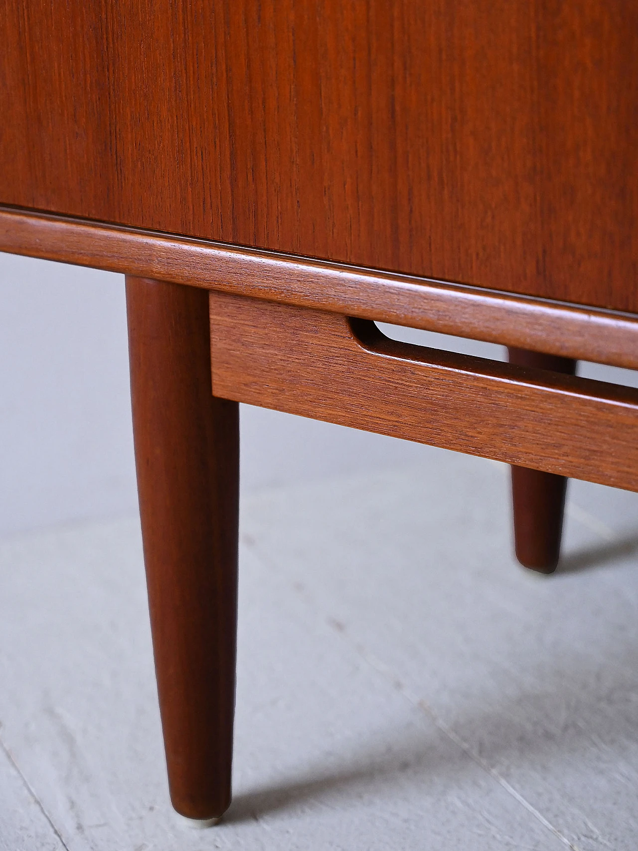 Credenza Cortina in teak di Nils Jonsson, anni '60 11