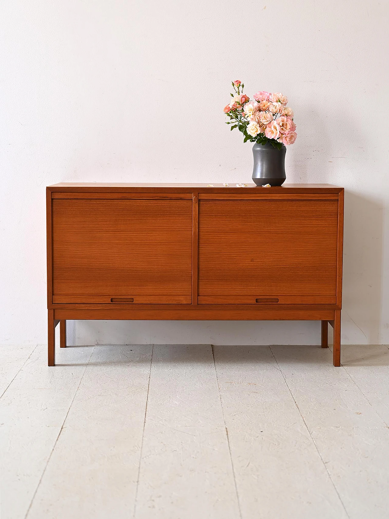 Credenza scandinavo in teak con ante a serranda, anni '60 2